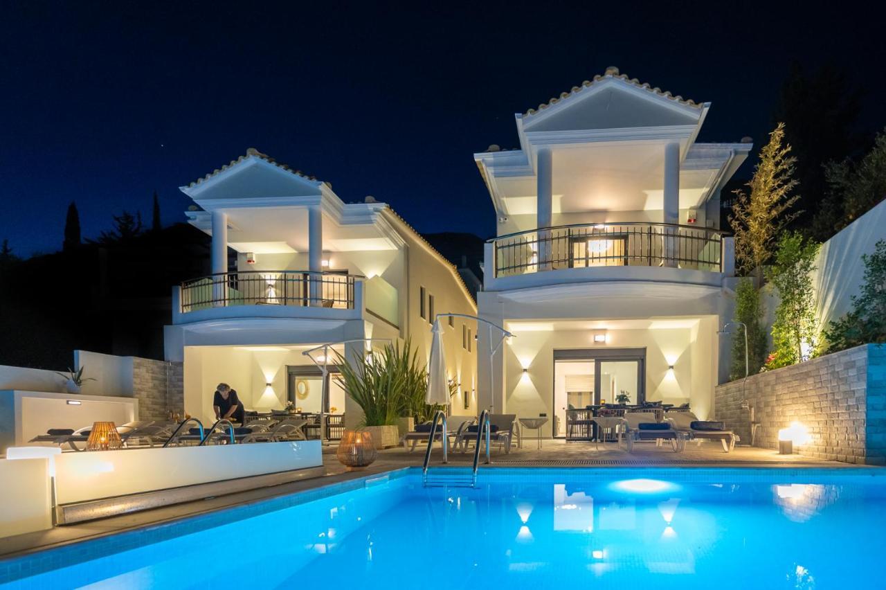 Maria Pf Ee Nydri (Lefkada)